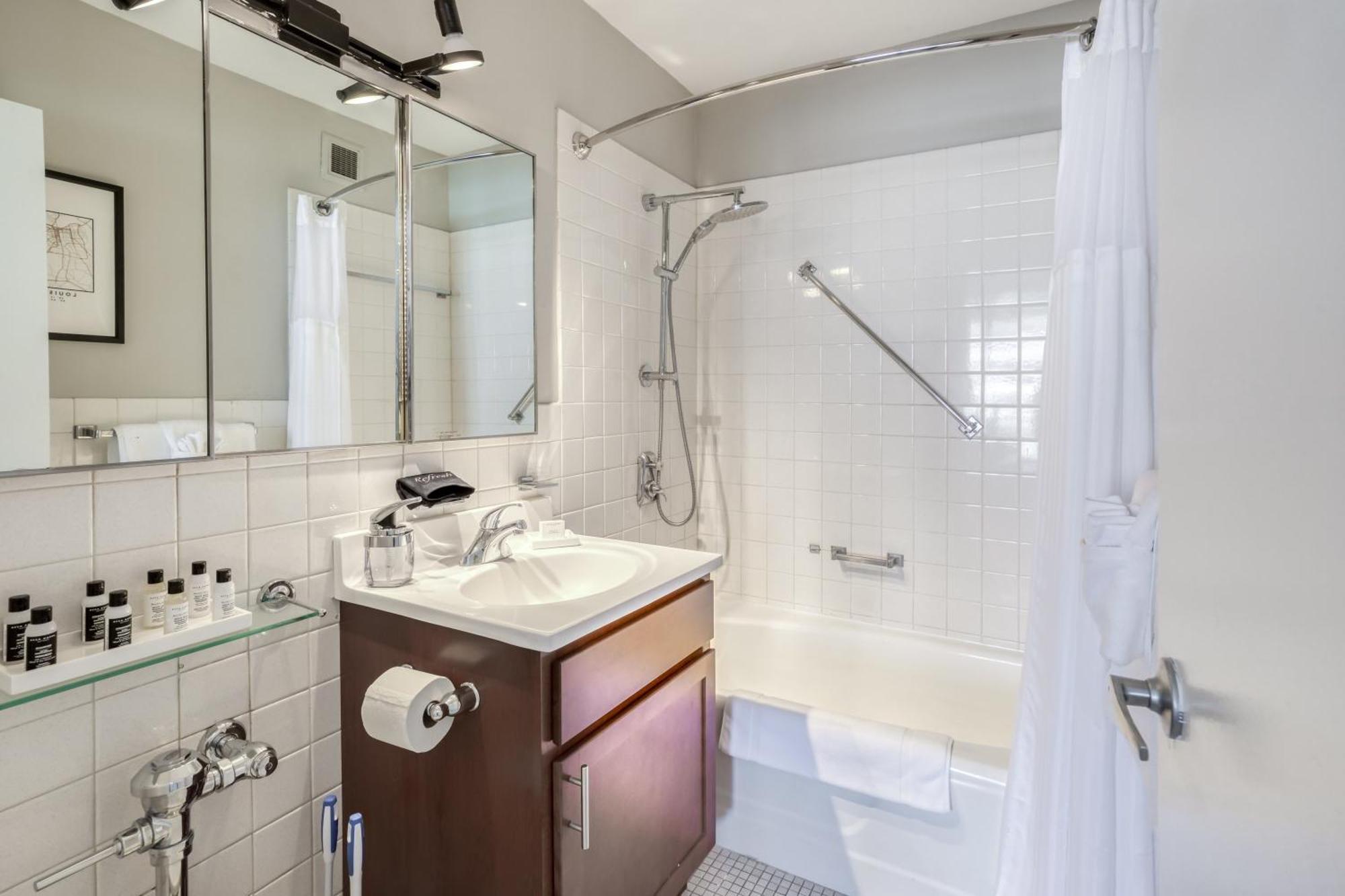Cozysuites 800 Tower 2Br With Gym! 28 Louisville Bagian luar foto